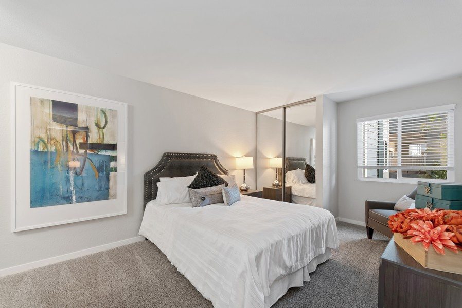 Pointe Luxe Apartment Homes Image 7