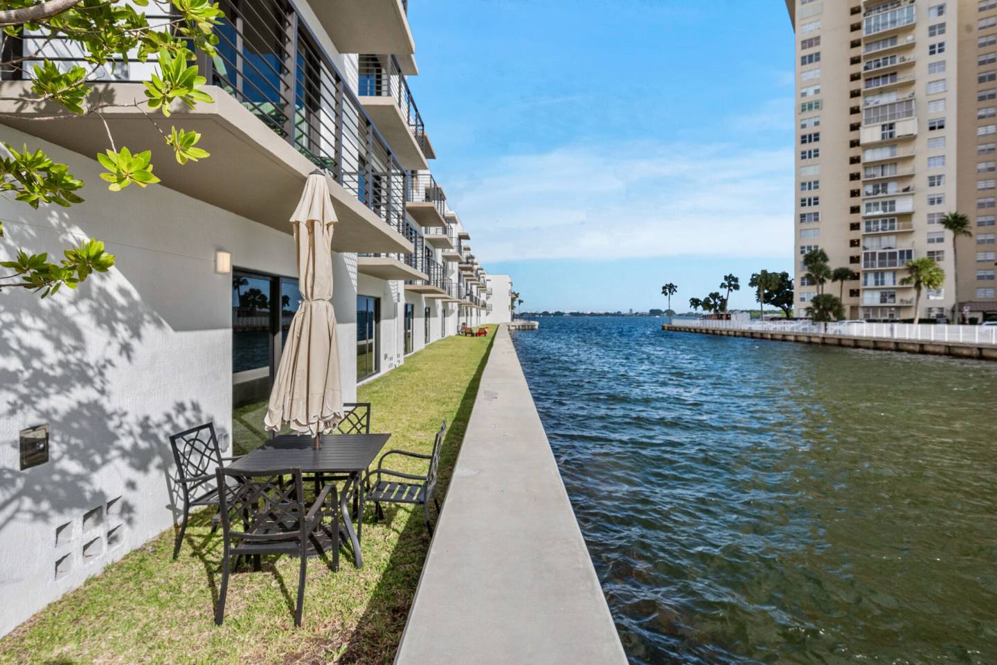 Biscayne Shores Image 26