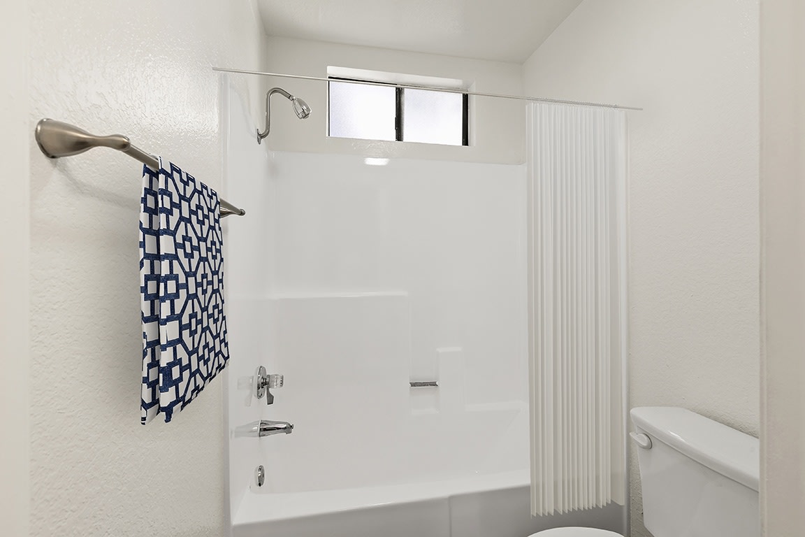 Harbor Terrace Apartments Image 21