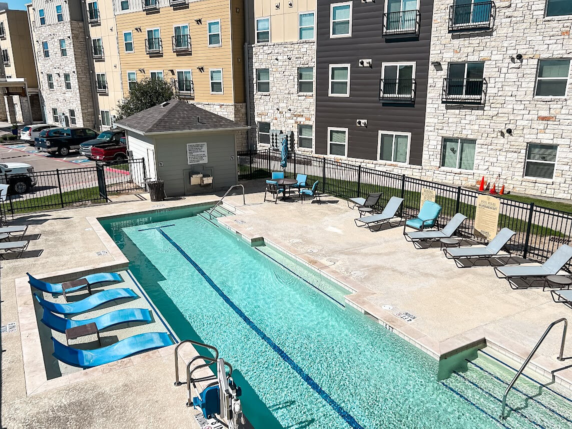 Sansom Pointe Apartments - Senior and Affordable Housing Image 4