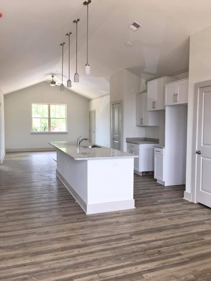 White Oak Grove Apartments Image 10
