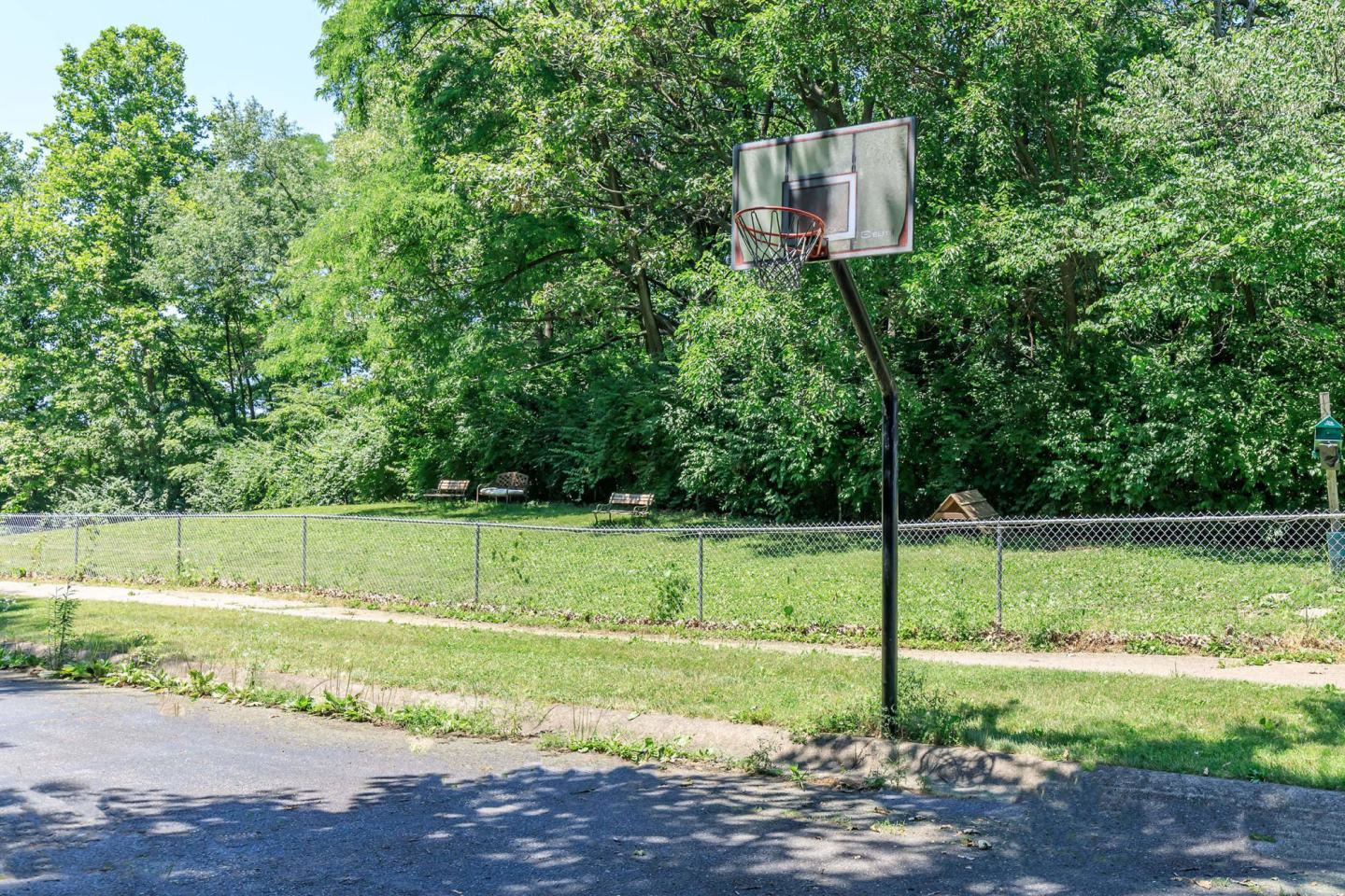 The Bluffs Apartments Image 36