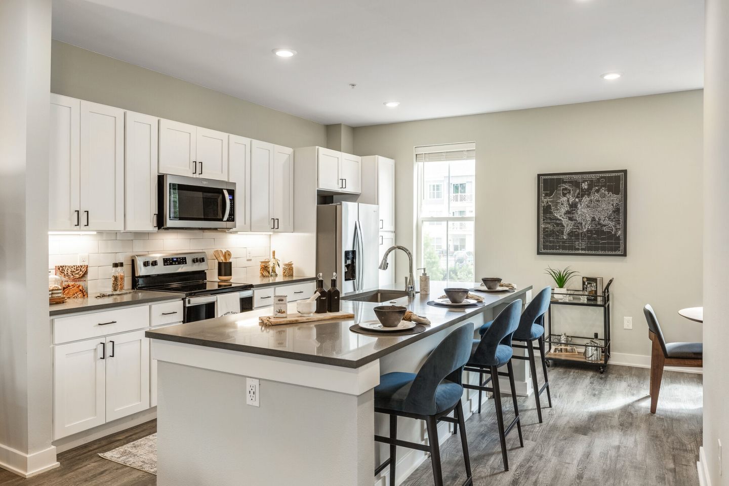 Oakbrook Townhomes Image 1