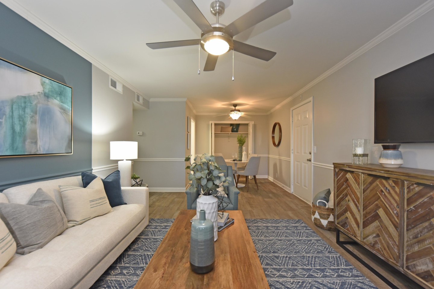 421 at Whitsett Image 7