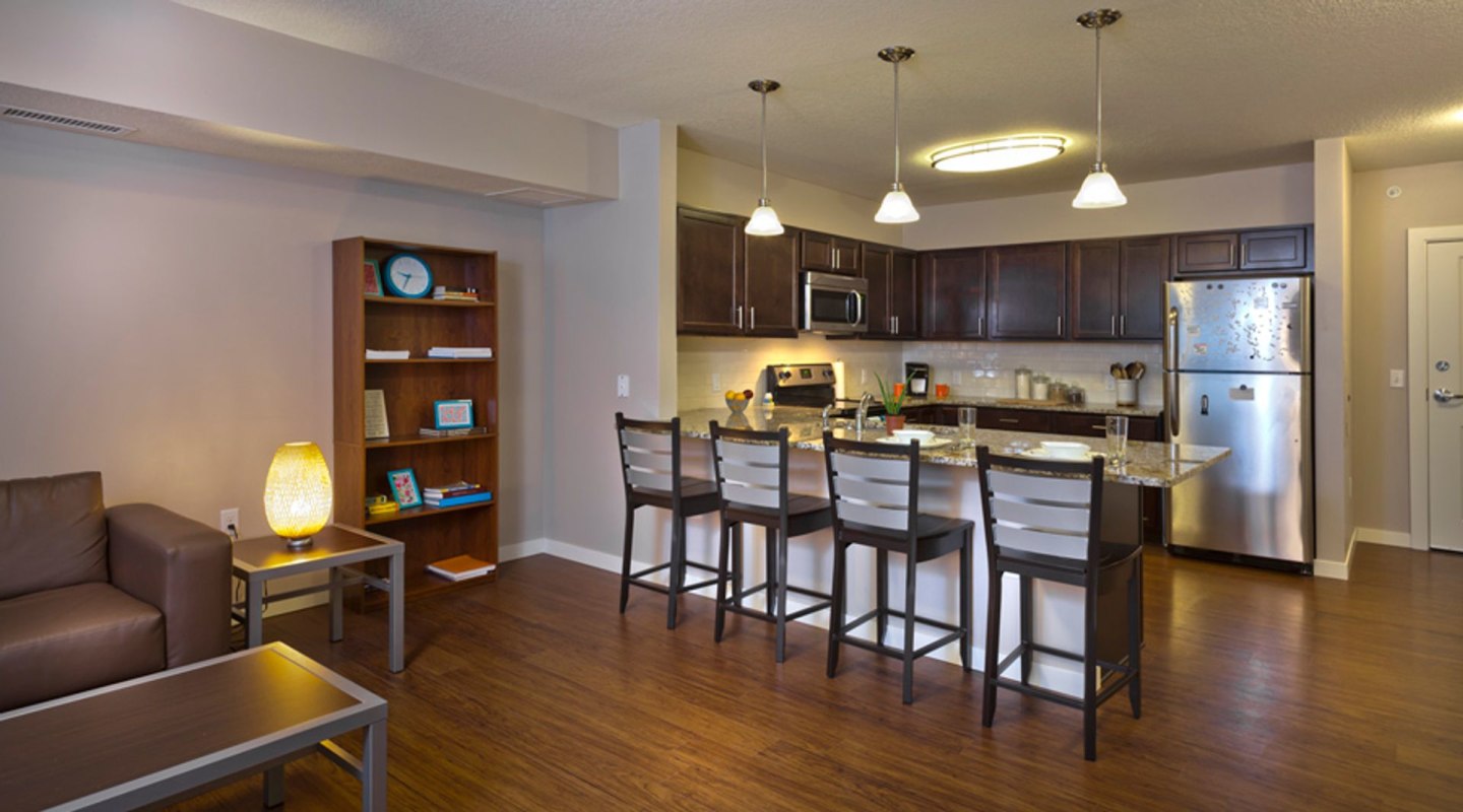 Grand & Finn I - Student Housing Image 2