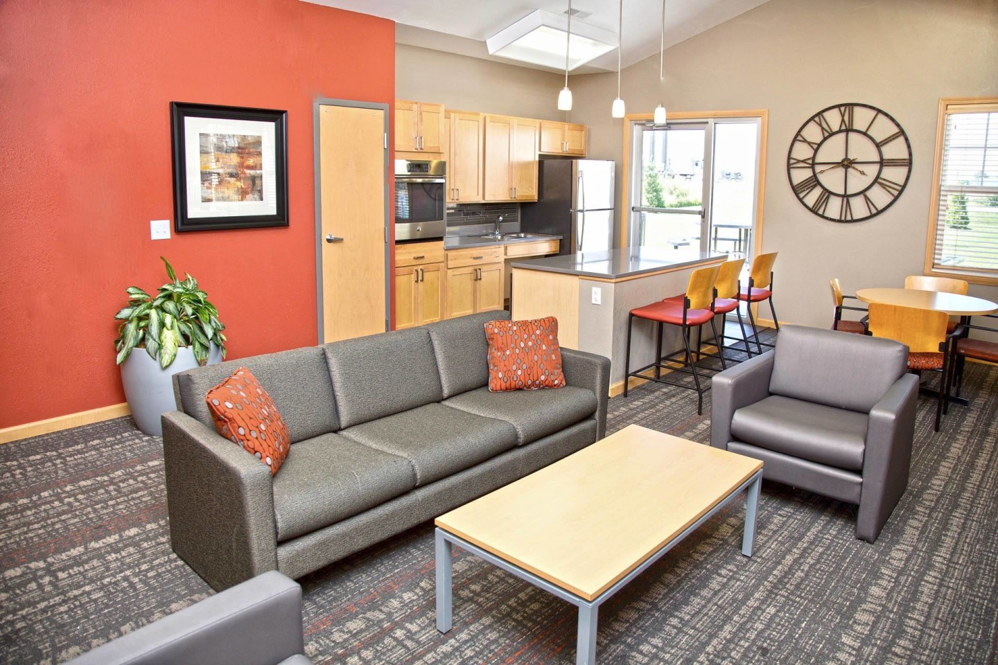 Huntington Ridge Apartments - Affordable Housing Image 13