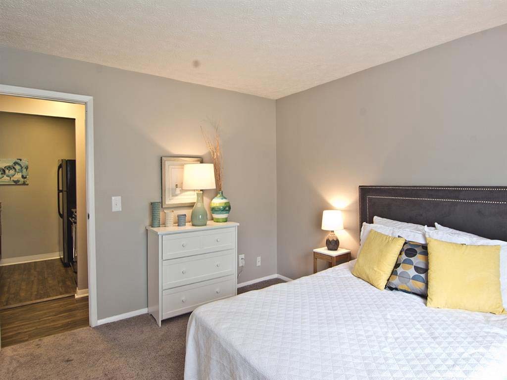 Camelot East Apartments Image 13