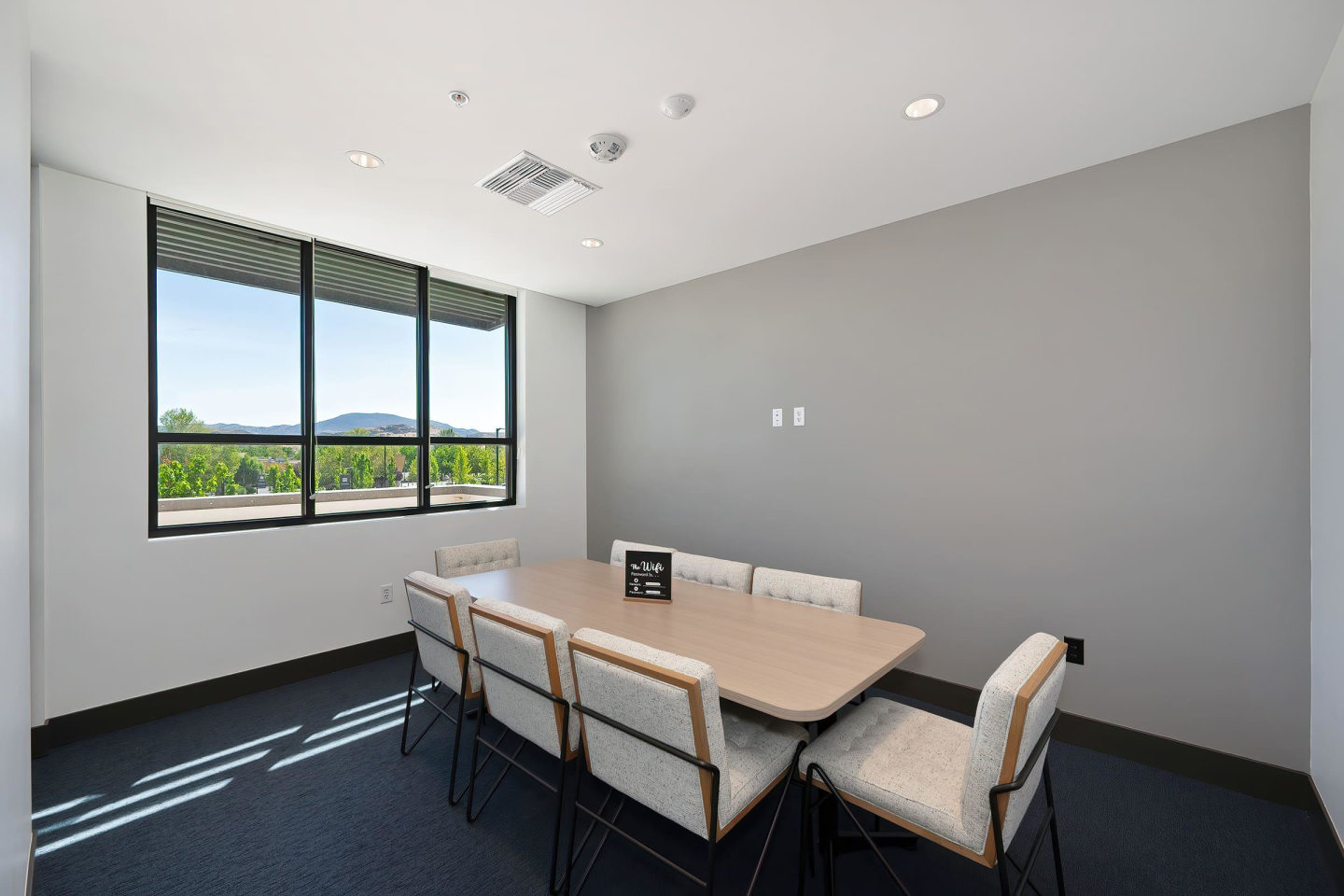 Halcyon Apartments Image 19