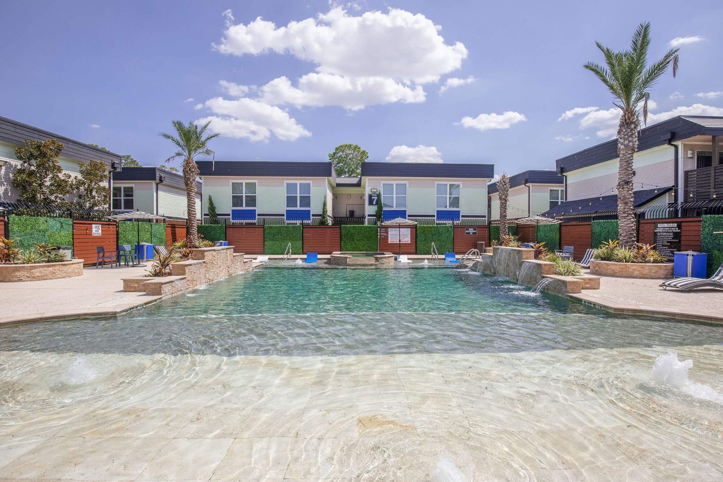 Dominion at Oak Forest Apartments Image 11