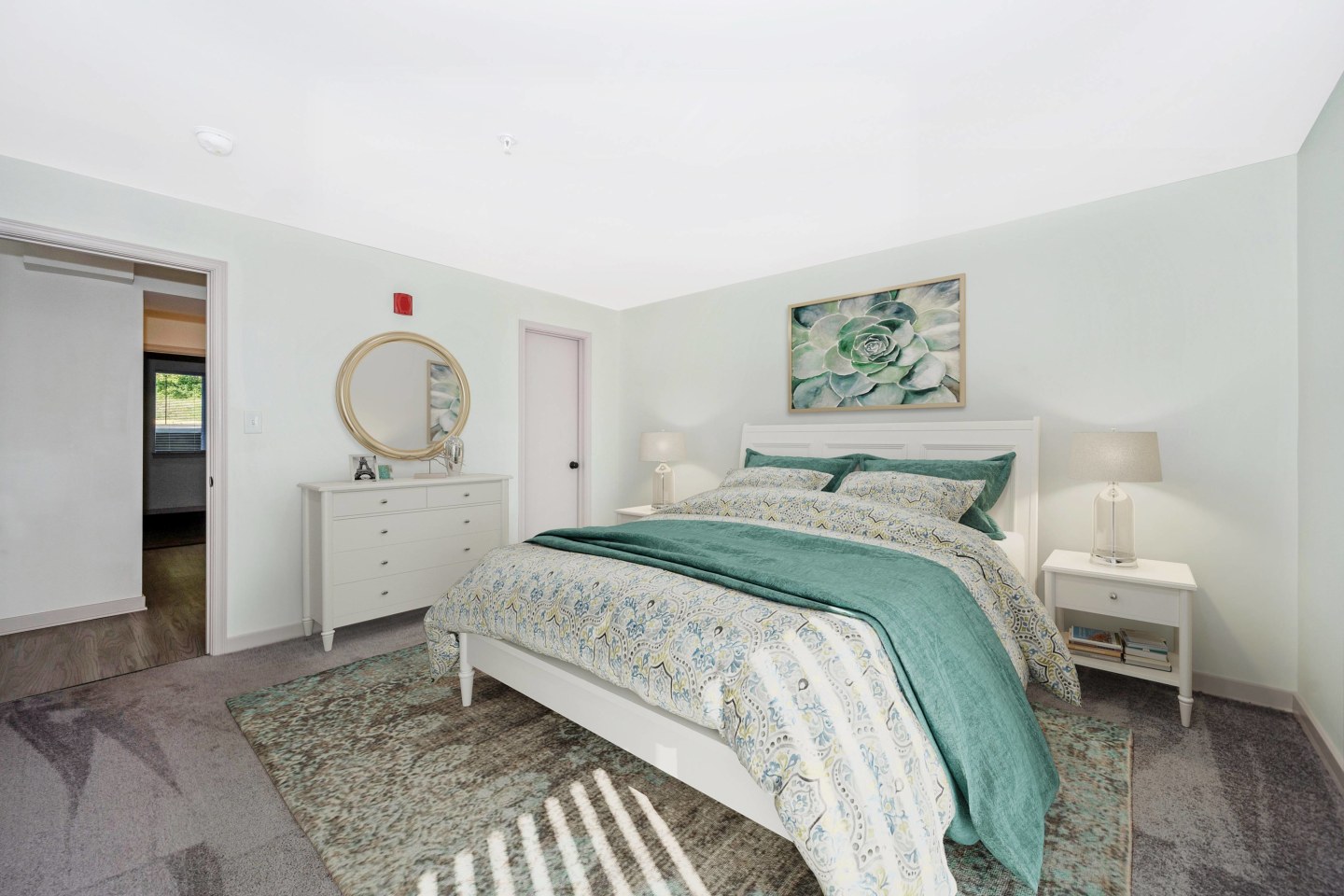 Hilltop Apartments Image 15