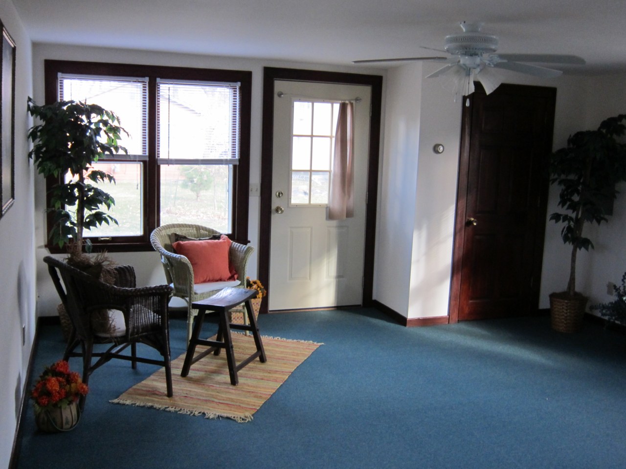 Medicine Lake Cottages Image 12