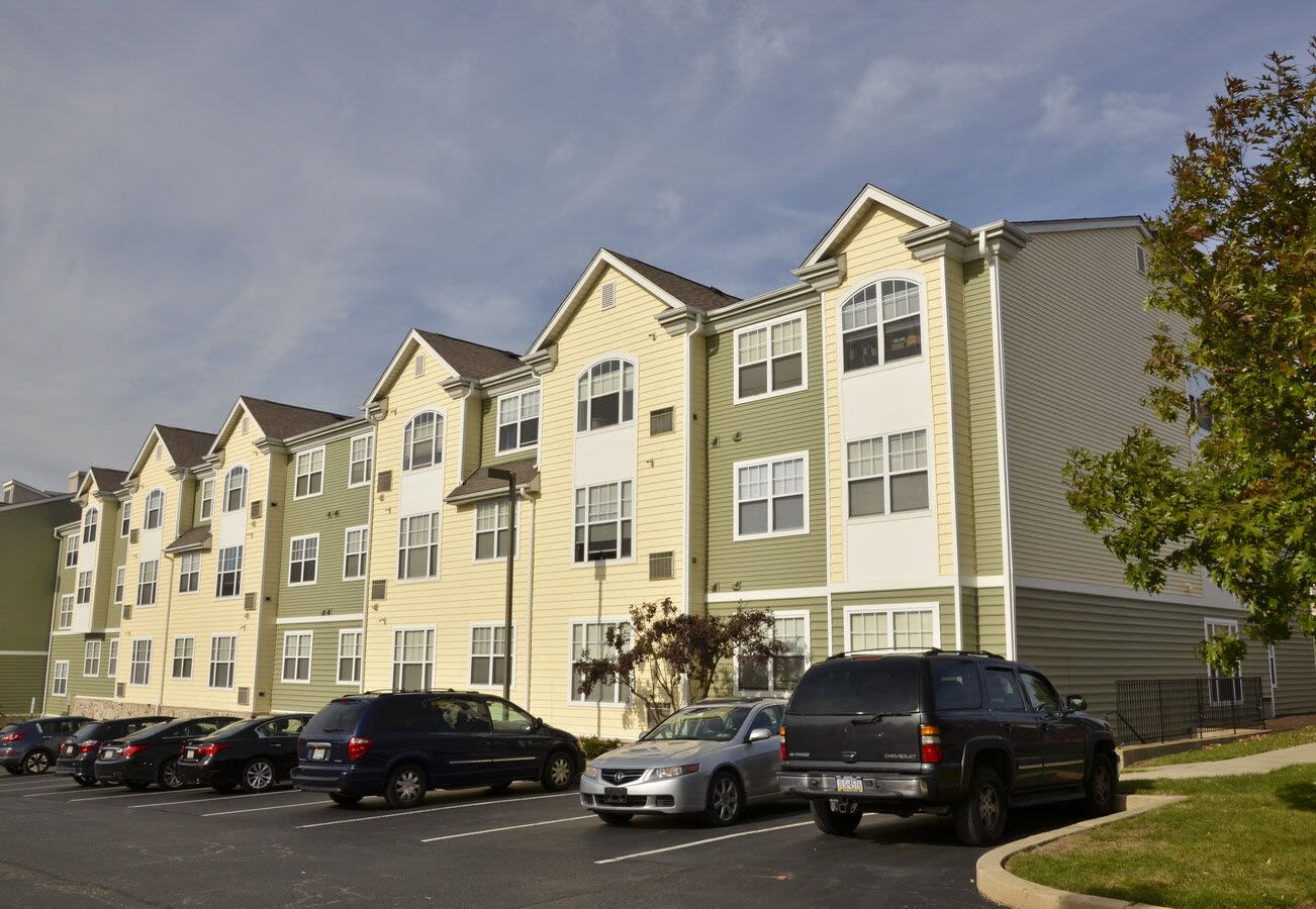 The Glen at Lafayette Hill Apartments Image 1