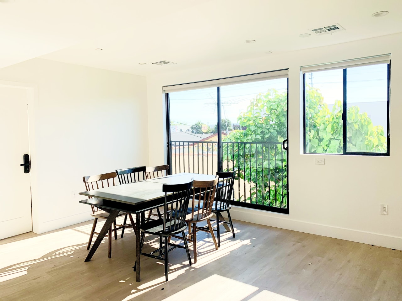 1664 W 37th Street - Co-Living Image 6