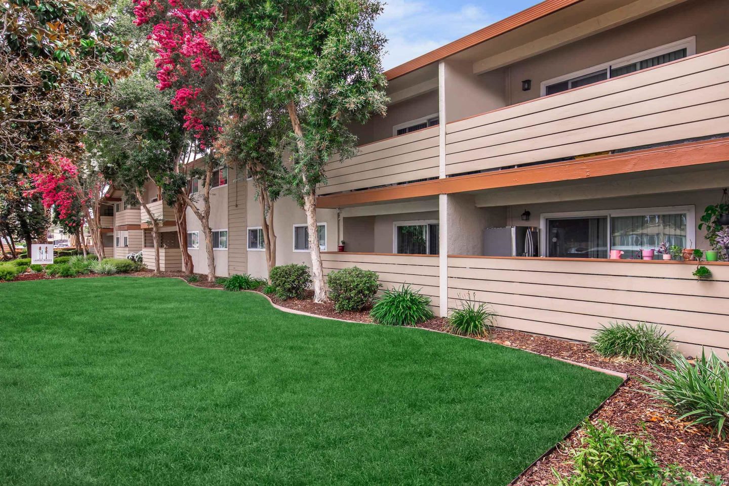 Ladera Woods Image 3