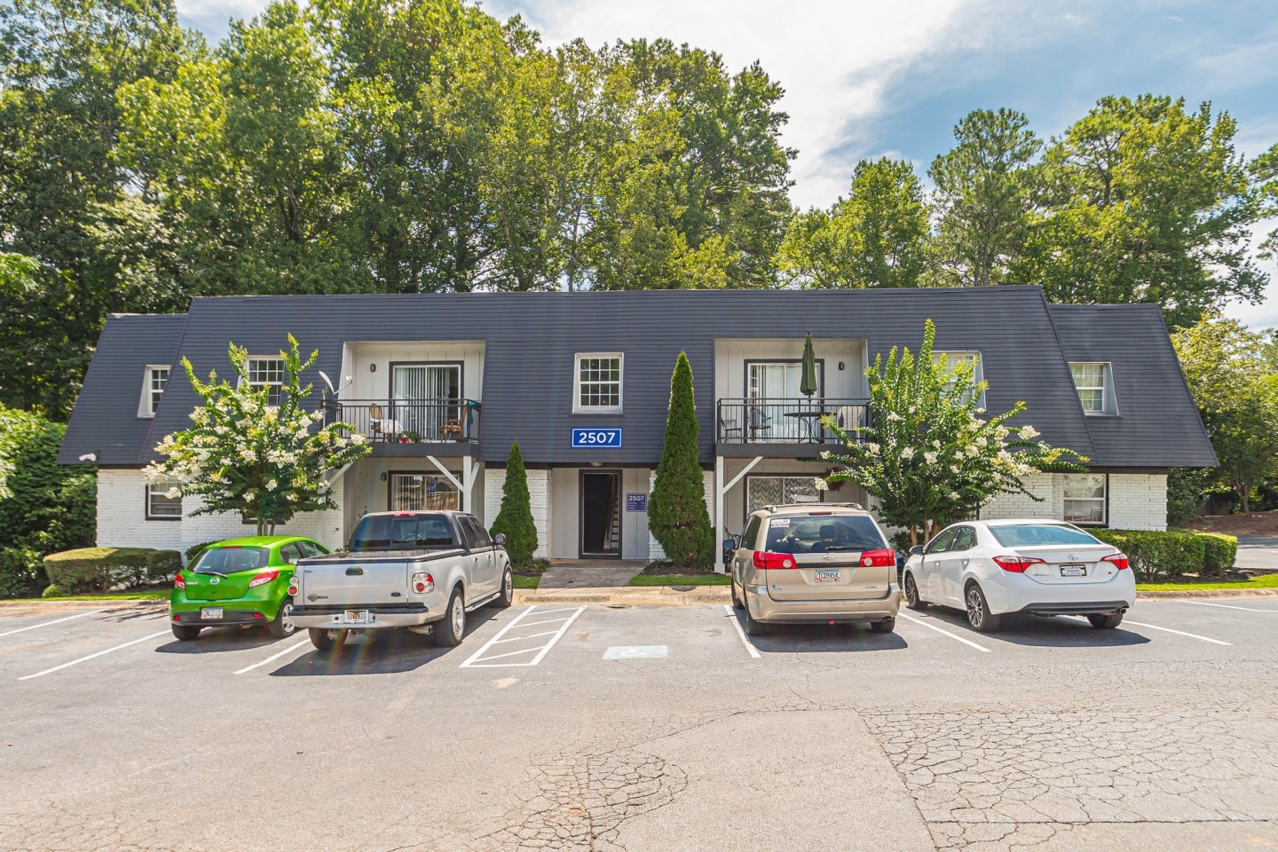 Pines at Lawrenceville Image 30