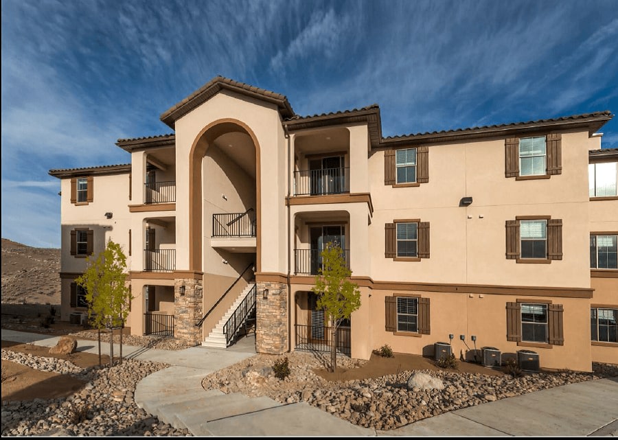 Villas at Keystone Canyon Image 1