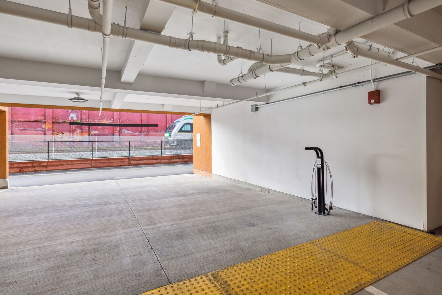 Pullman Modern Urban Apartments Image 62