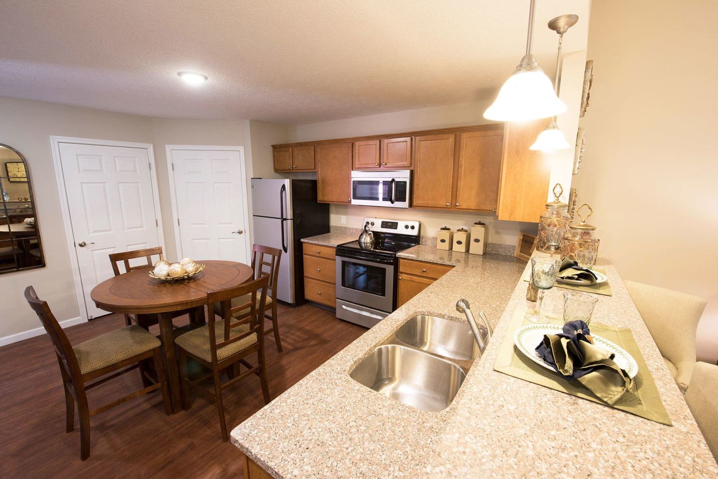 Redwood Westfield Myra Way Image 3