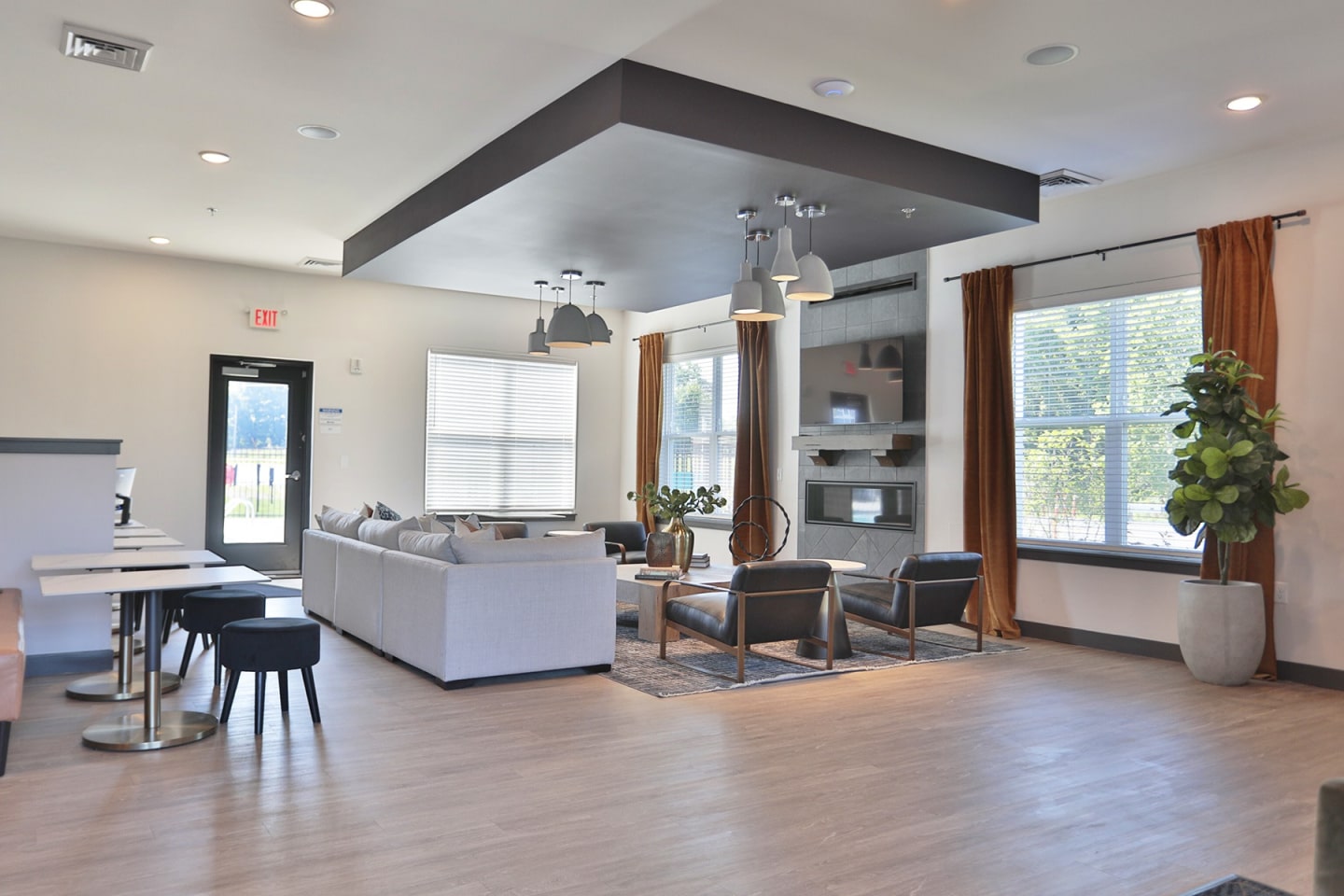 Altair Apartments Image 18
