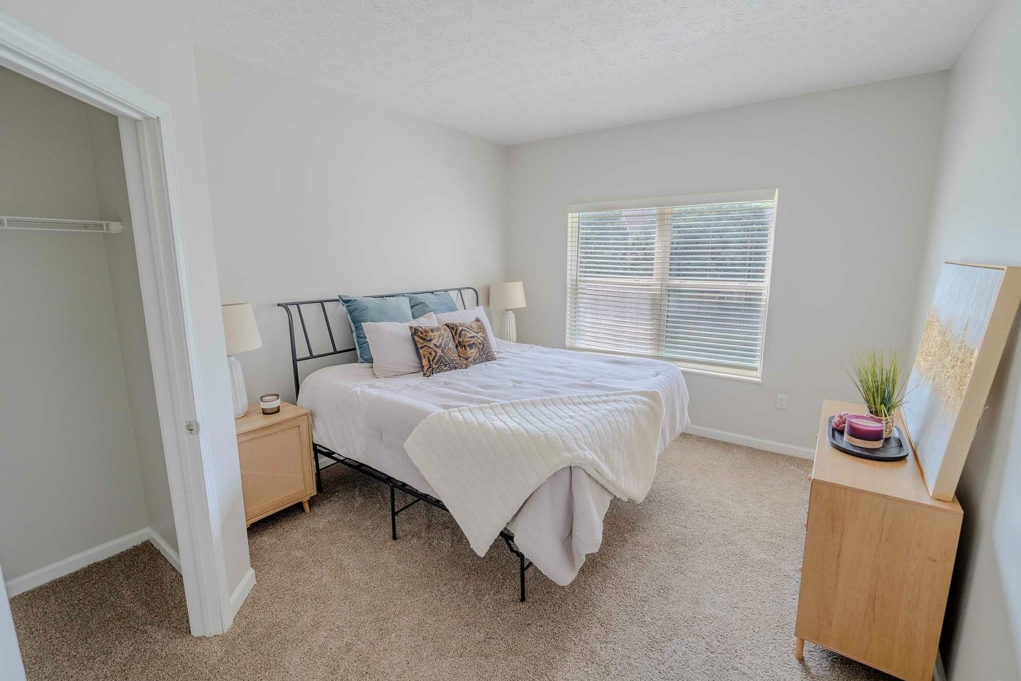 Blendon Woods Luxury Apartments Image 13