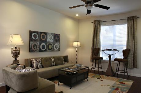Marquis Apartments Image 8