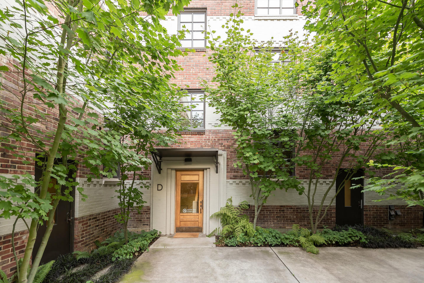 Belroy Apartments Image 17
