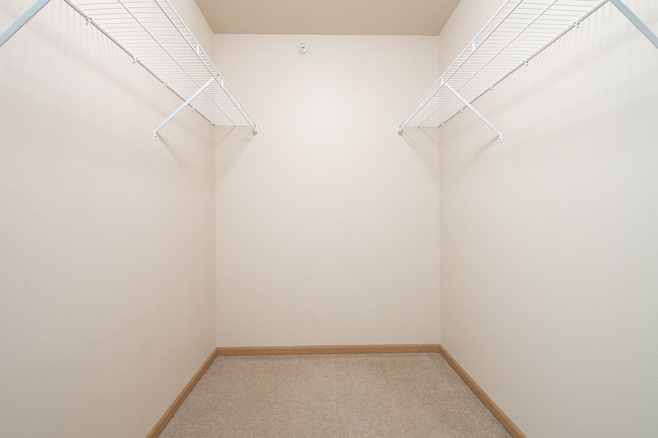 Hawk Pointe Apartments Image 14