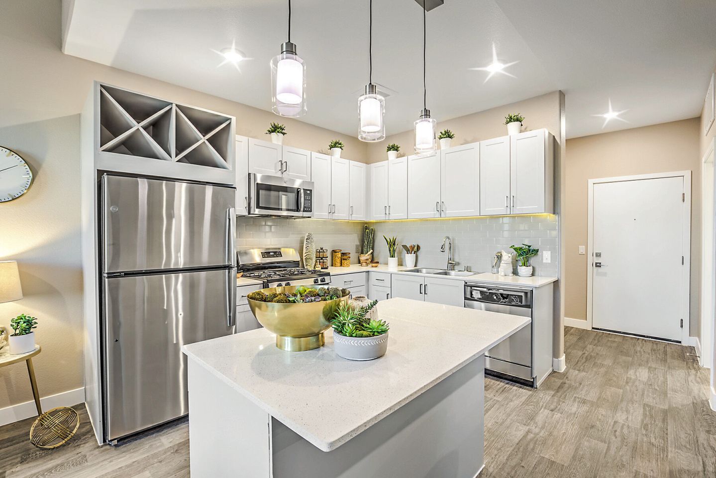 Sunridge Heights Image 14