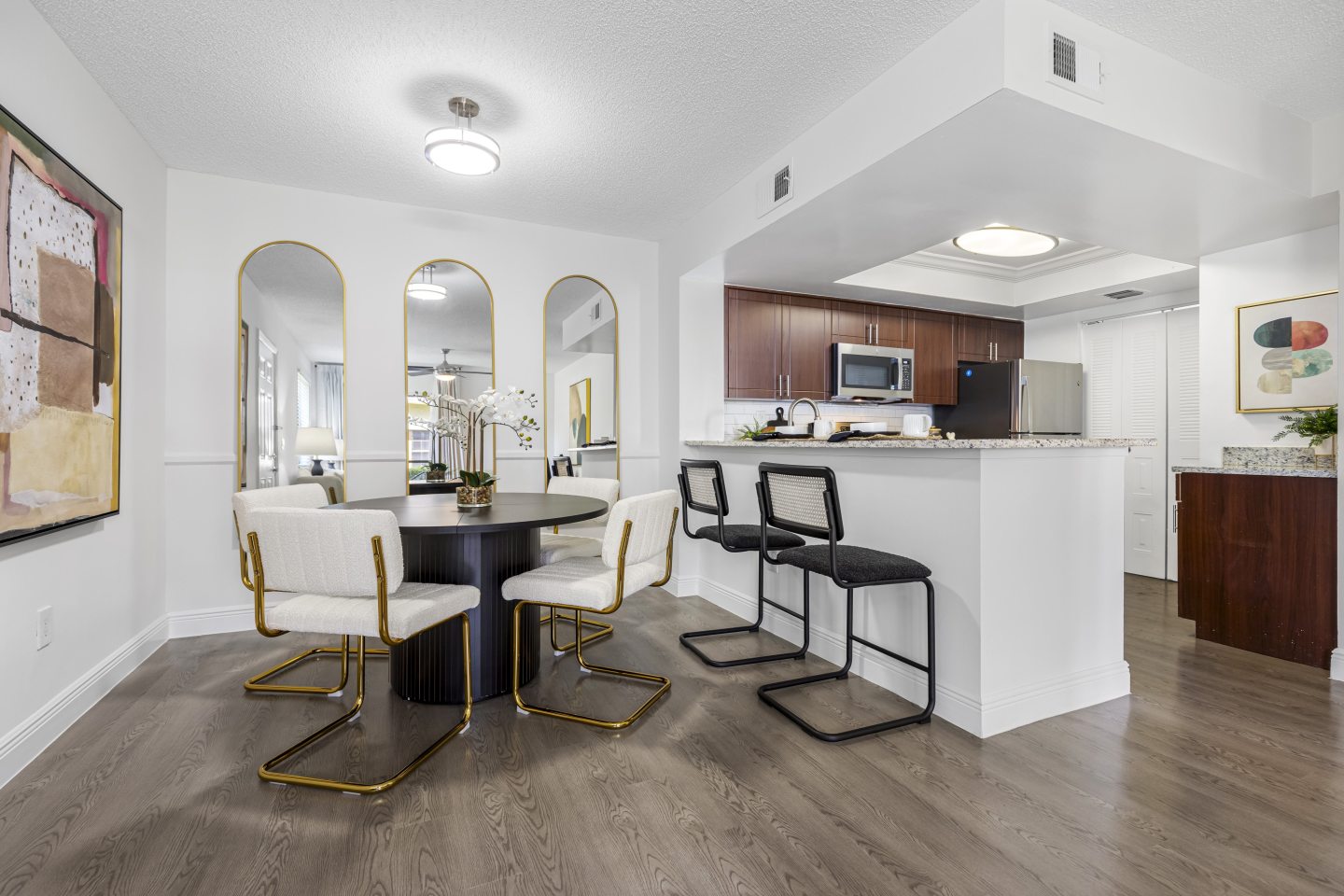 Alvista Hollywood Image 13