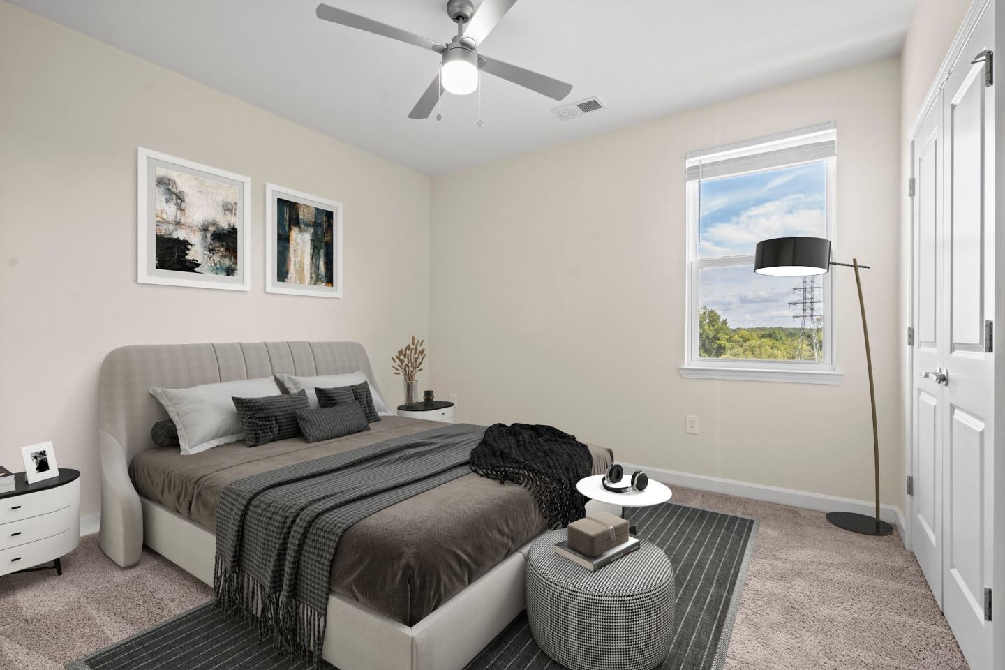 Hawks Landing Luxury Apartments Image 5