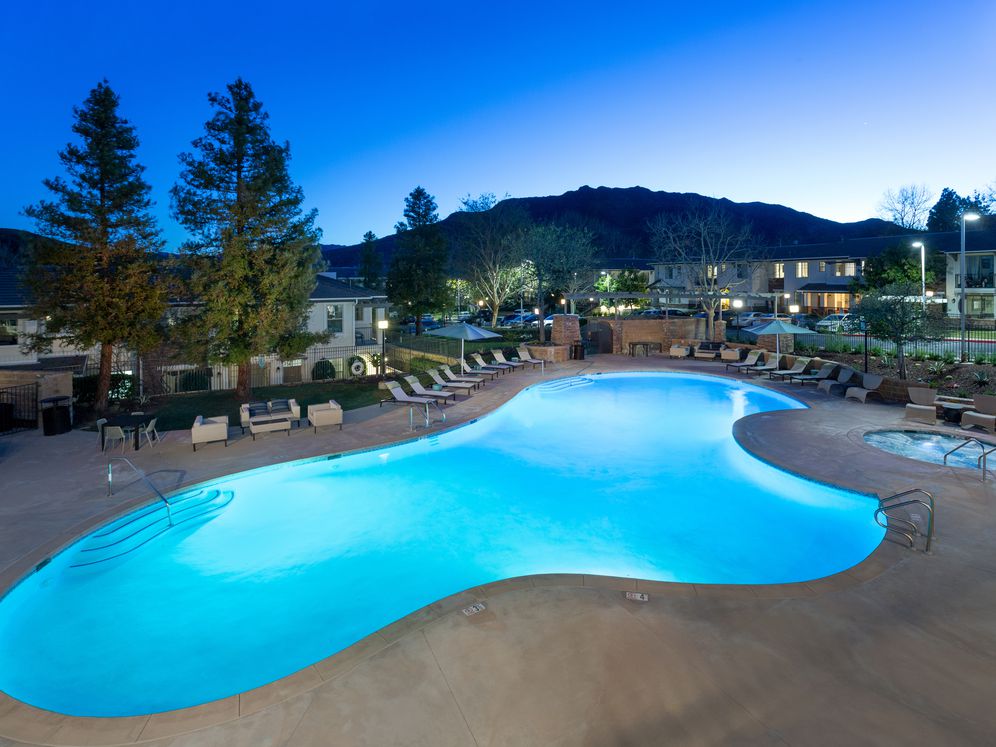 Avalon Oak Creek Image 37