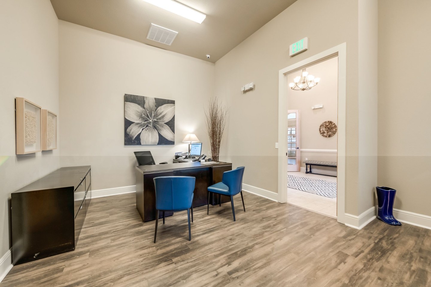 Majors Place Image 51