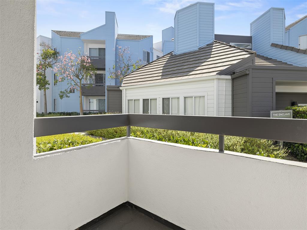 The Enclave Image 44