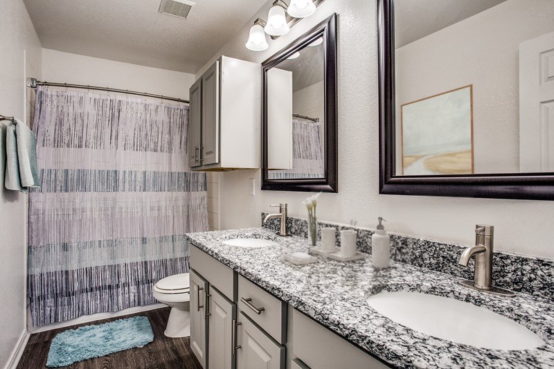 The Retreat Townhome Image 9