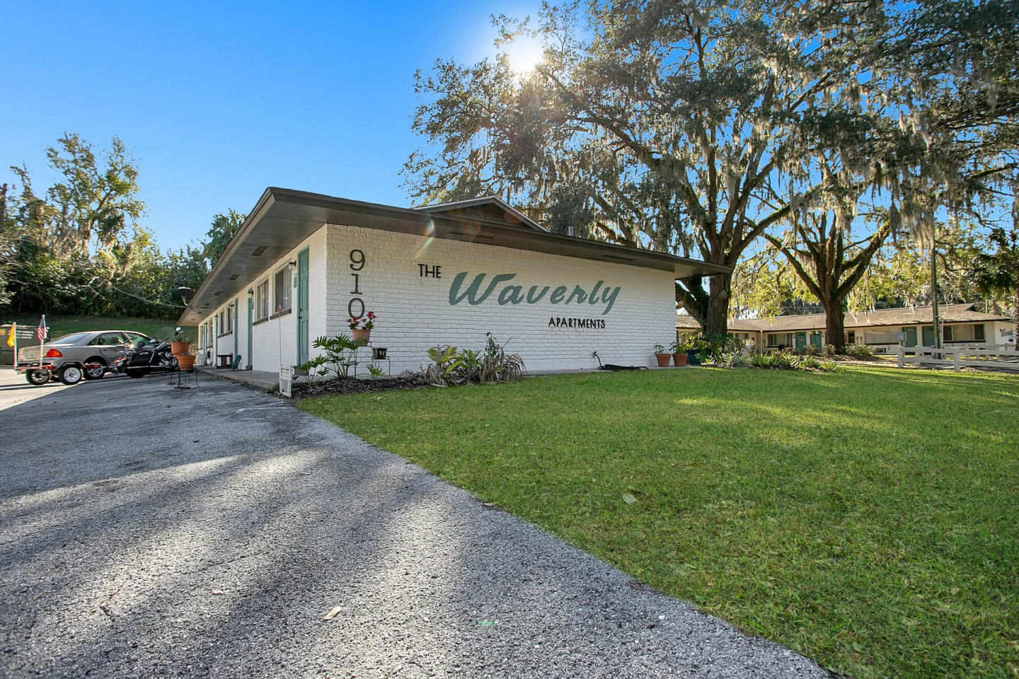 The Waverly Apartments Image 2