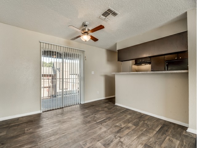 West Wind Apartments Image 5