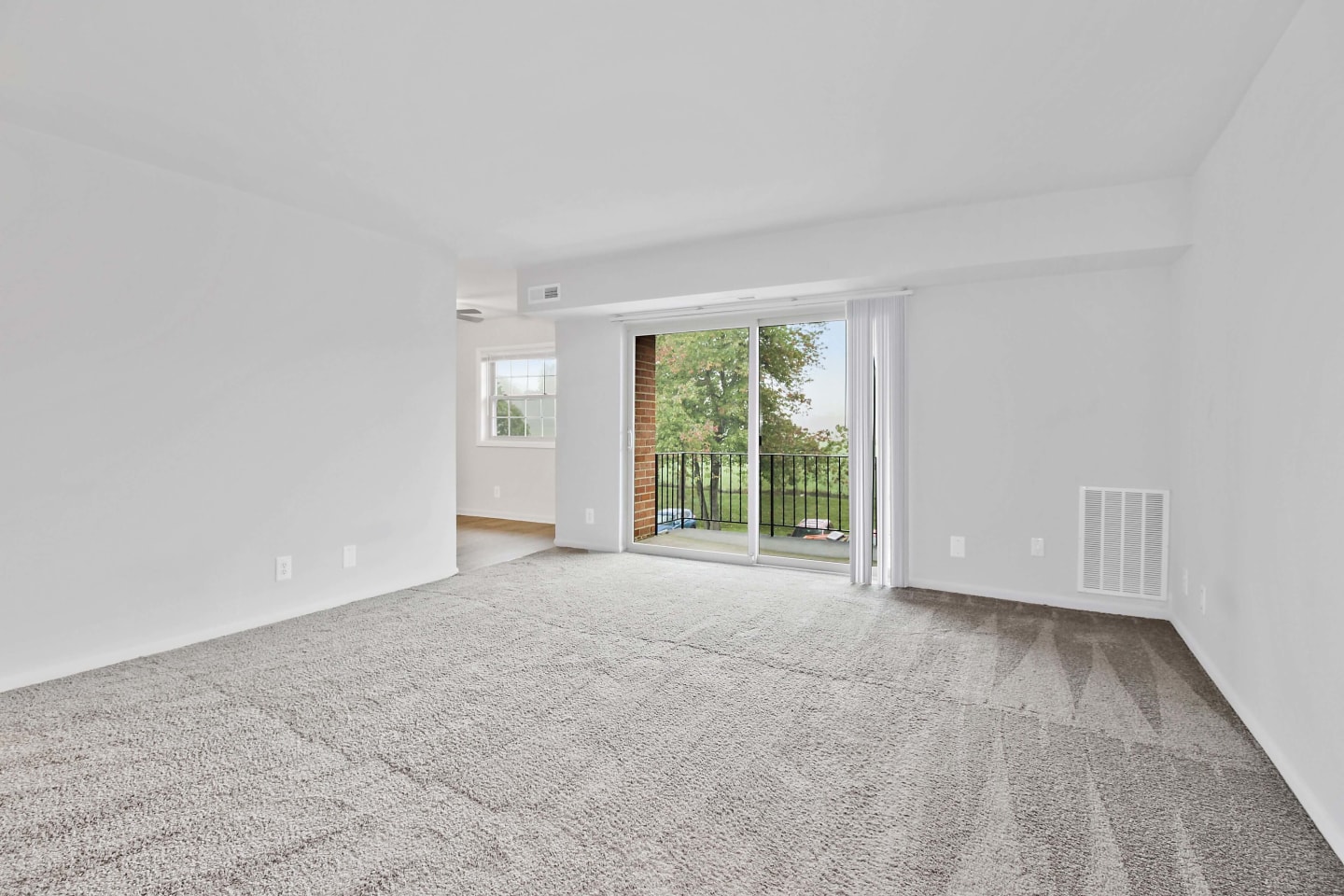 Dunhill North Apartments Image 3