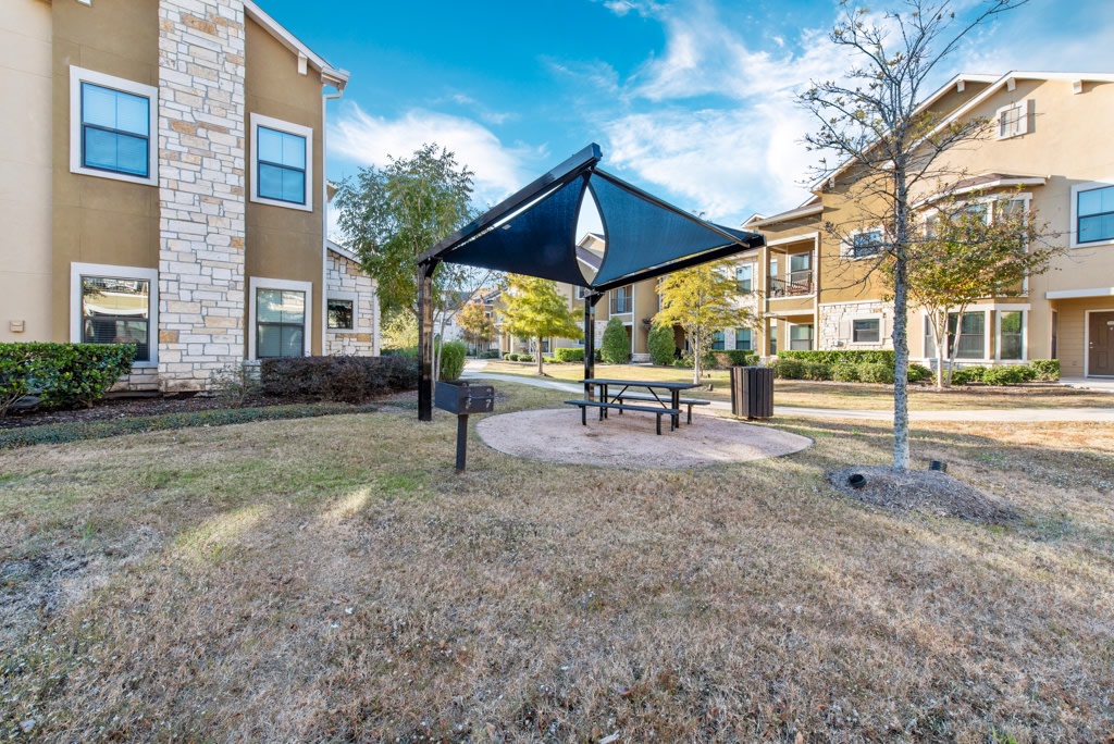 Avenues at Tuscan Lakes Image 24