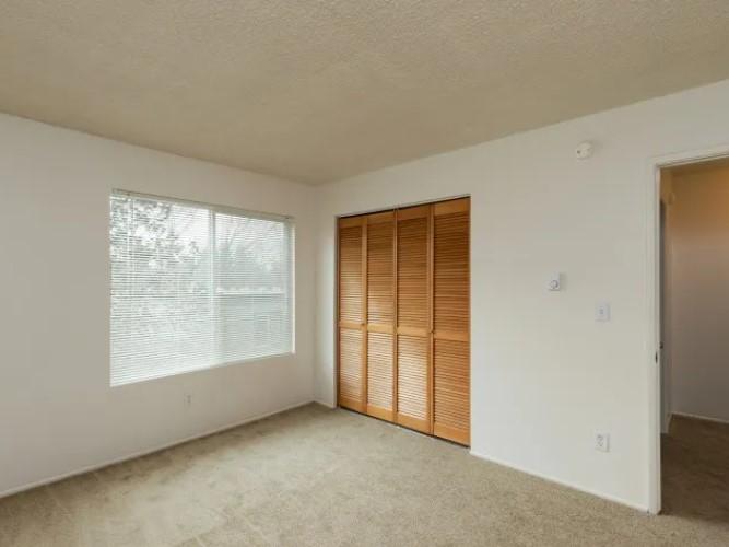 Chateau Hills Image 8