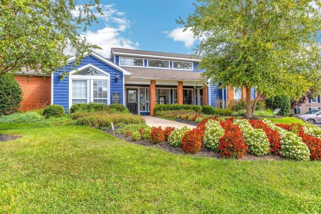 Hampton Point Image 9