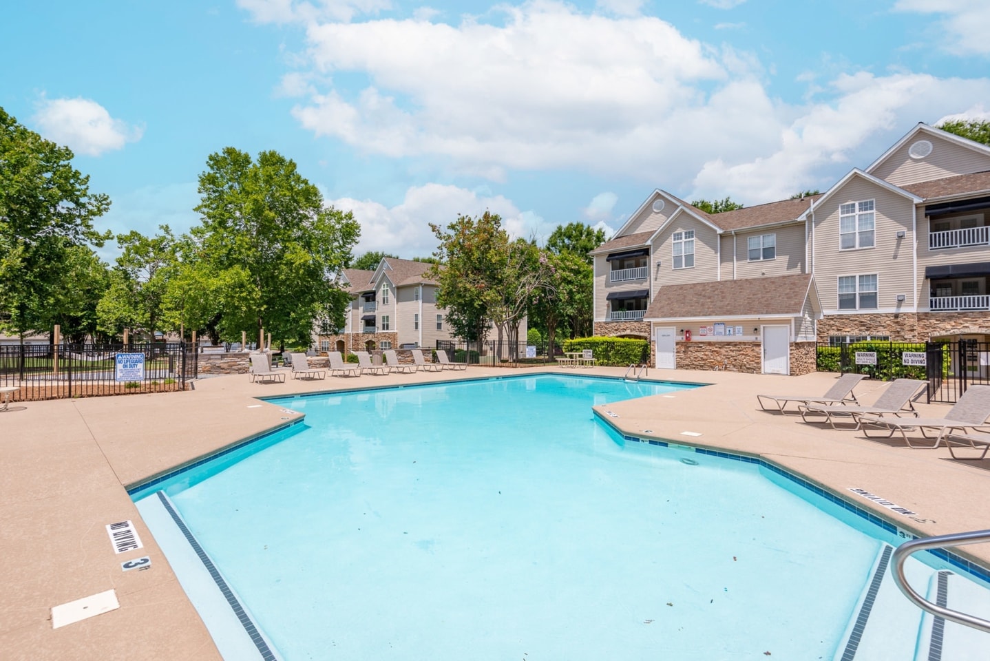 Allerton Place Apartments Image 15