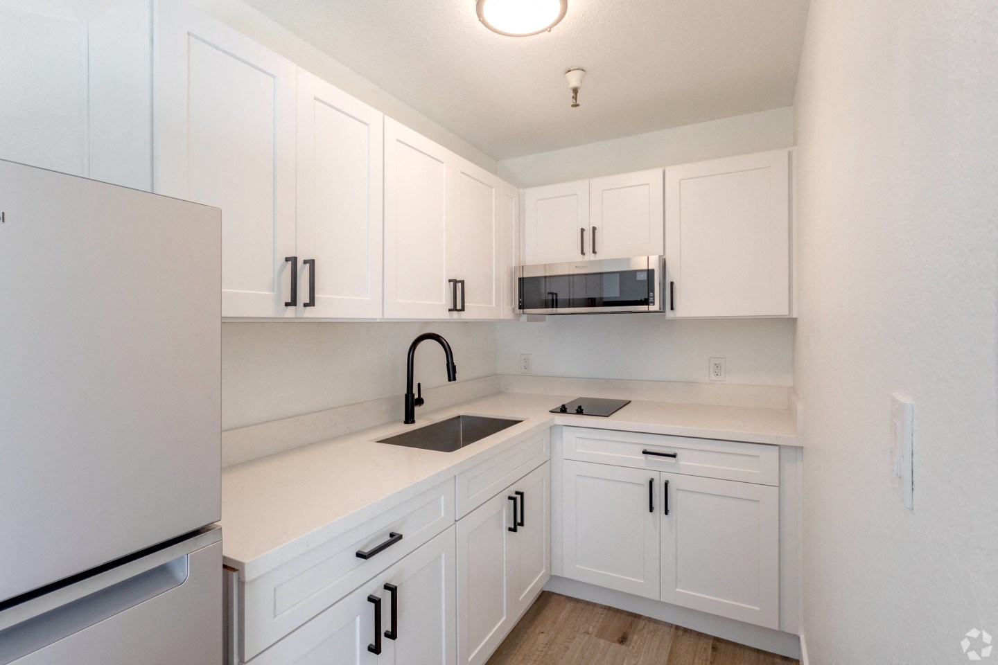 Senior Living - The Laurel at Mountain View Image 9