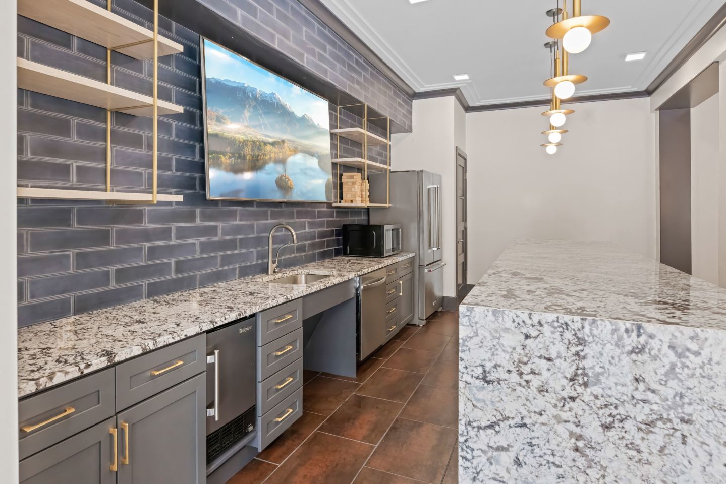Aster Apartments Image 8