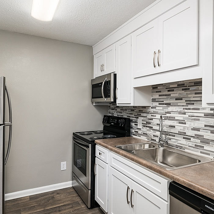 Arbor Creek Apartment Homes Image 37