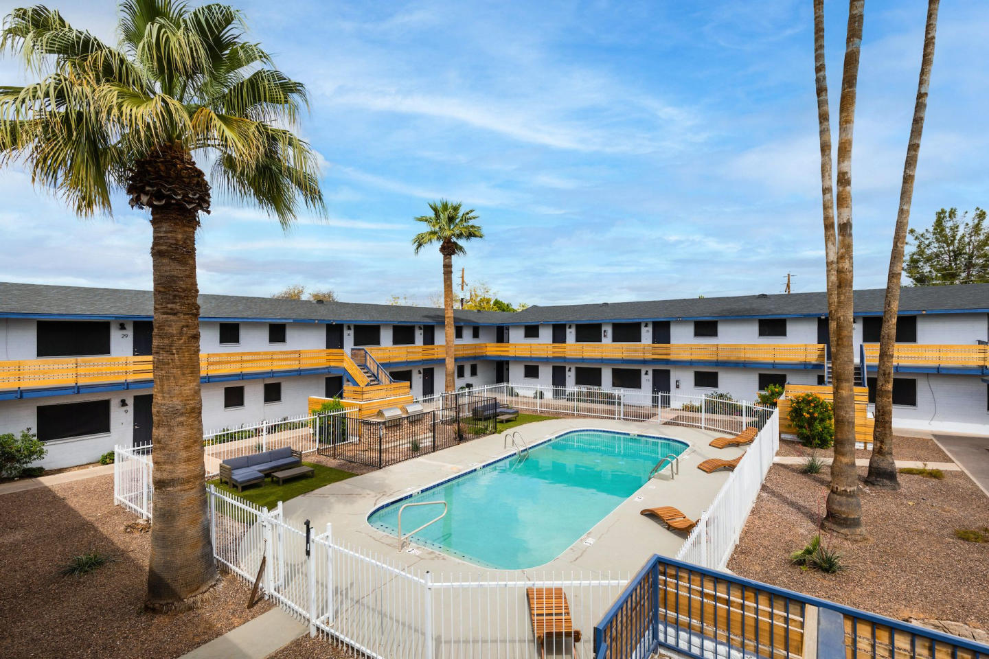 Camelback Village Apartments Image 34