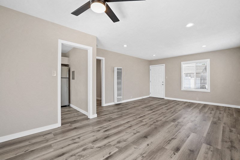 Huntington Manor Homes Image 8