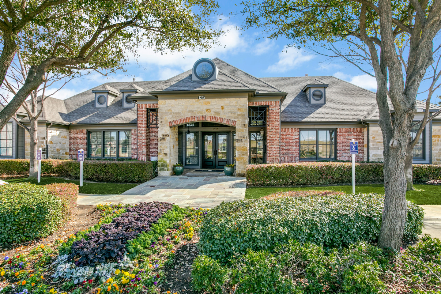 The Club at Riverchase Image 2