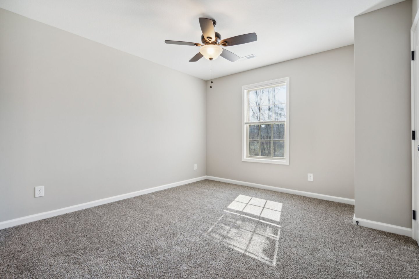 Center Pointe Townhomes Image 24