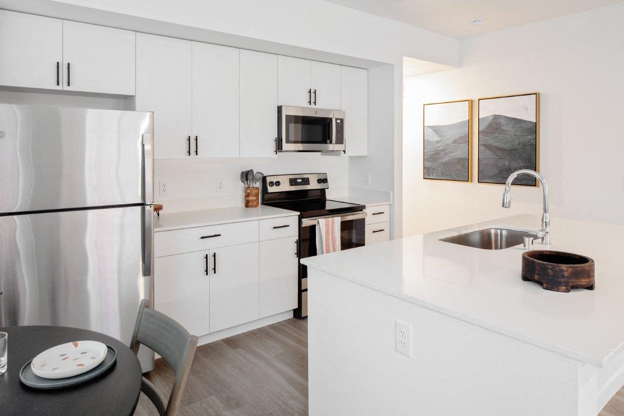 South Ridge Apartments Image 8