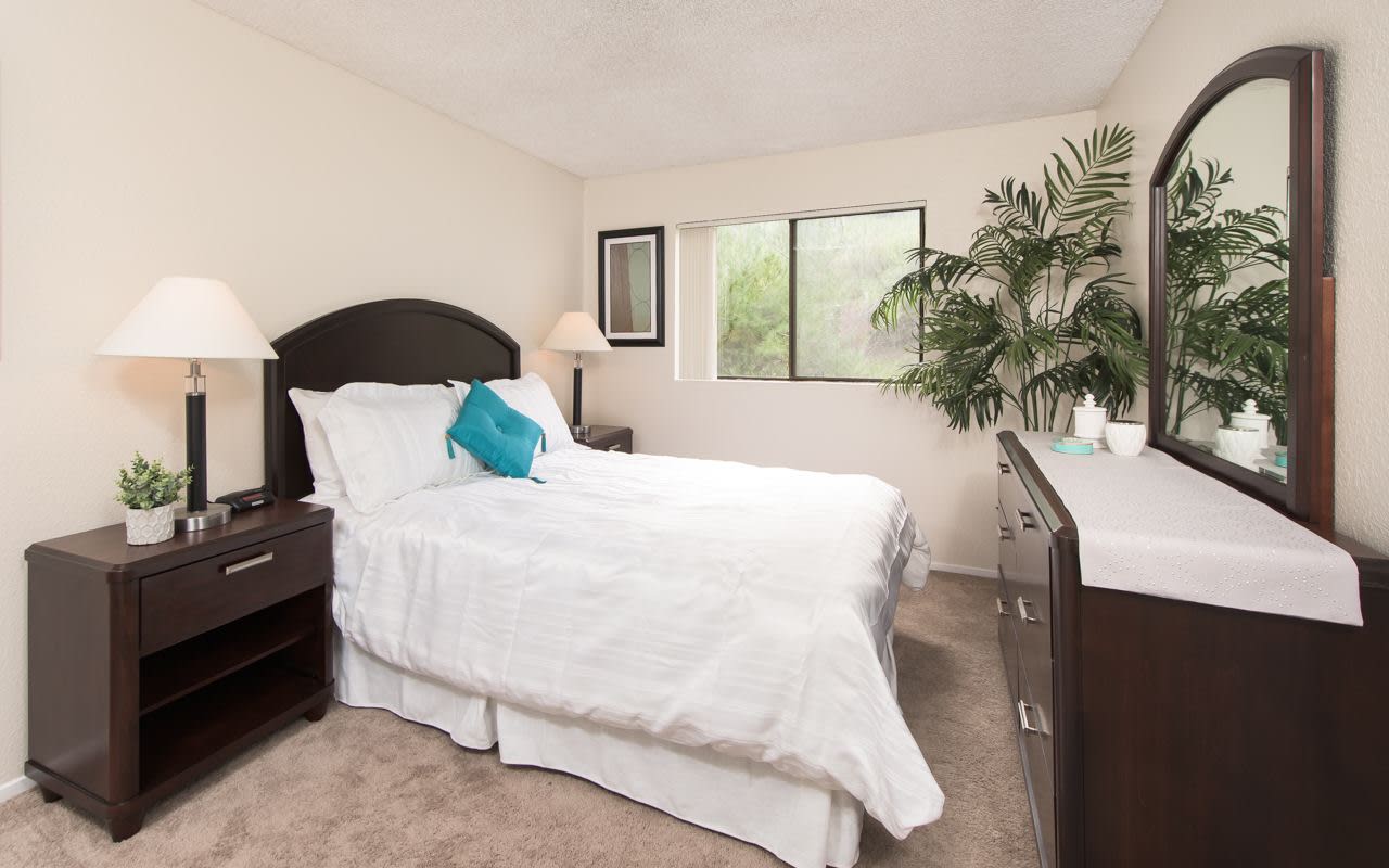 Martinez Hillside Image 9